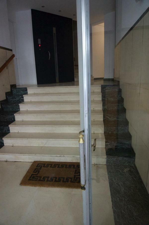 Classy Private Double Rooms In Apartment Next To Acropolis Athen Eksteriør billede
