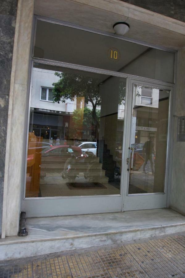 Classy Private Double Rooms In Apartment Next To Acropolis Athen Eksteriør billede